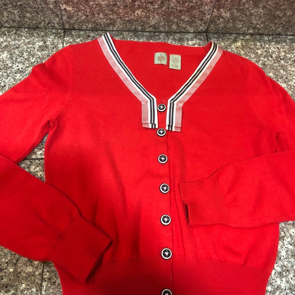 Women’s sweater